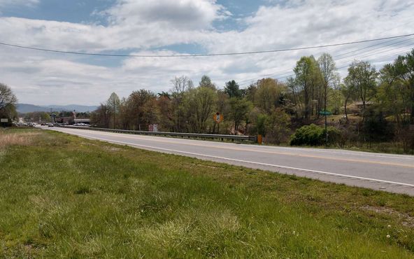 TRCT3 HWY 64W: TRCT3 HWY 64W, Hayesville, NC 28904